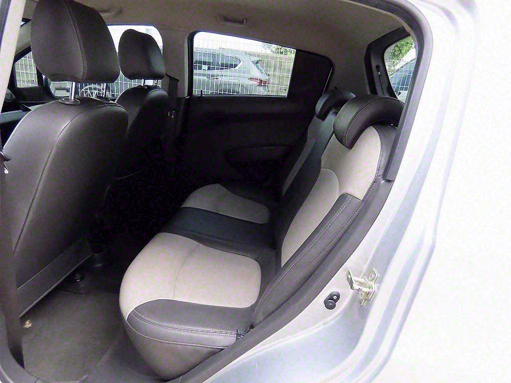 Chevrolet Spark - Vista 6
