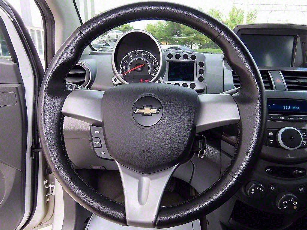 Chevrolet Spark - Vista 8