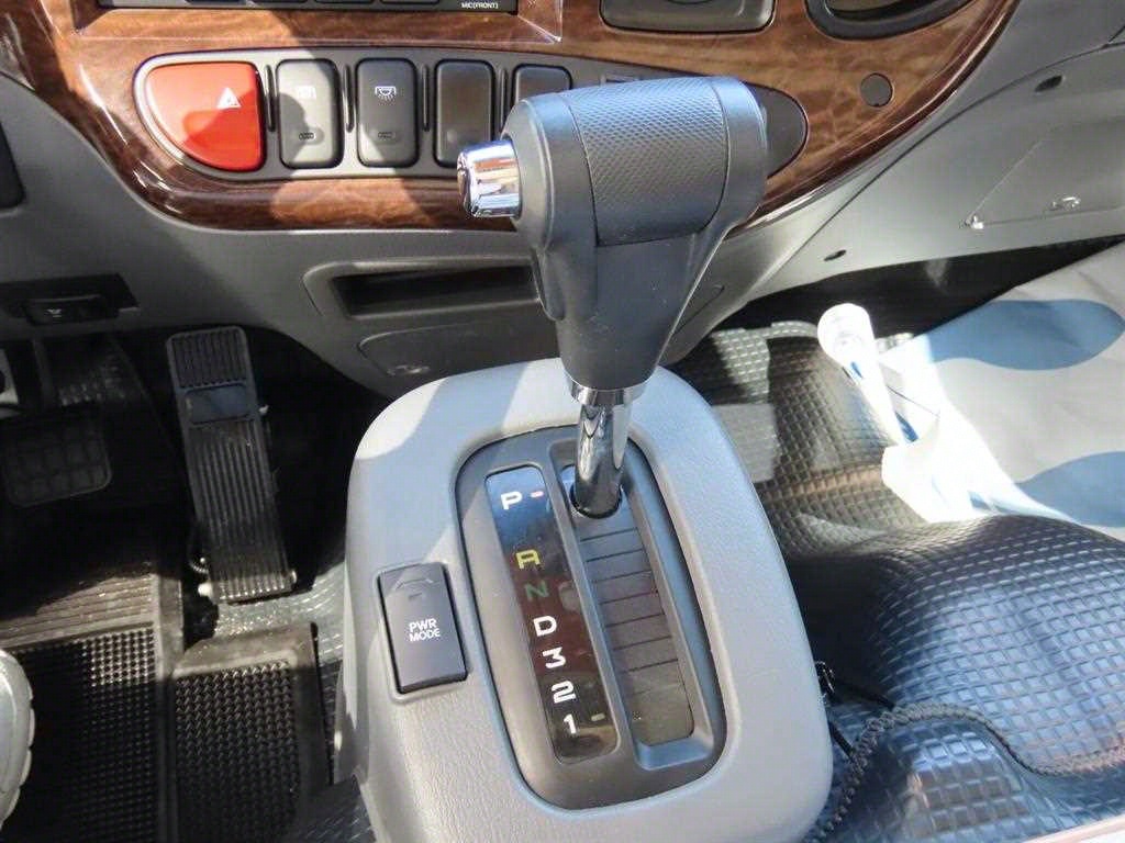 medium and large bus Hyundai bus - Vista 8