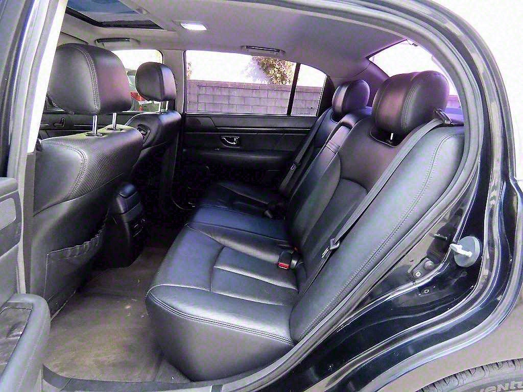 KIA Opirus - Vista 6