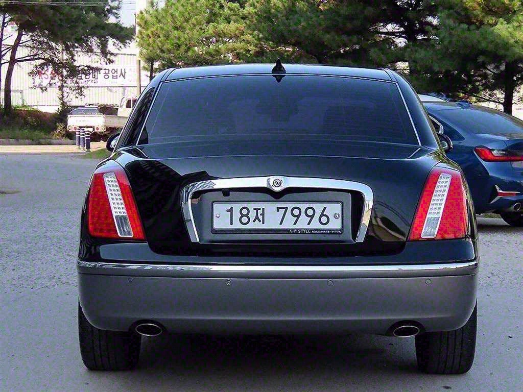 KIA Opirus - Vista 4