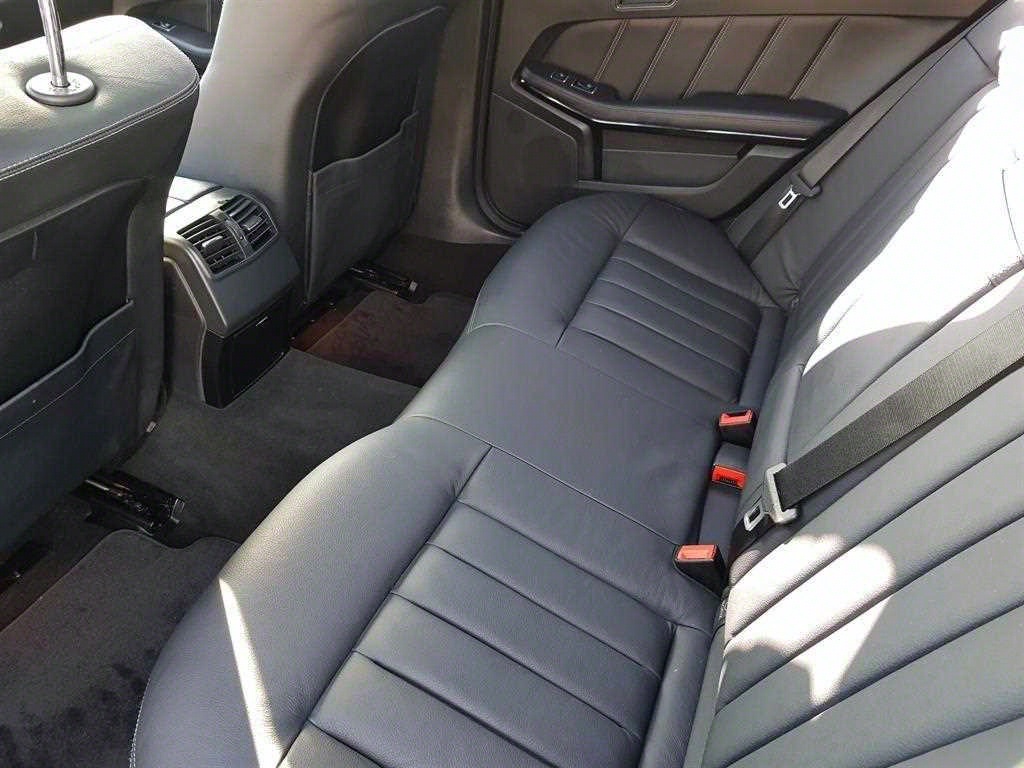 Mercedes Benz E class - Vista 11