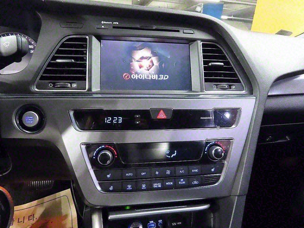 HYUNDAI Sonata - Vista 9