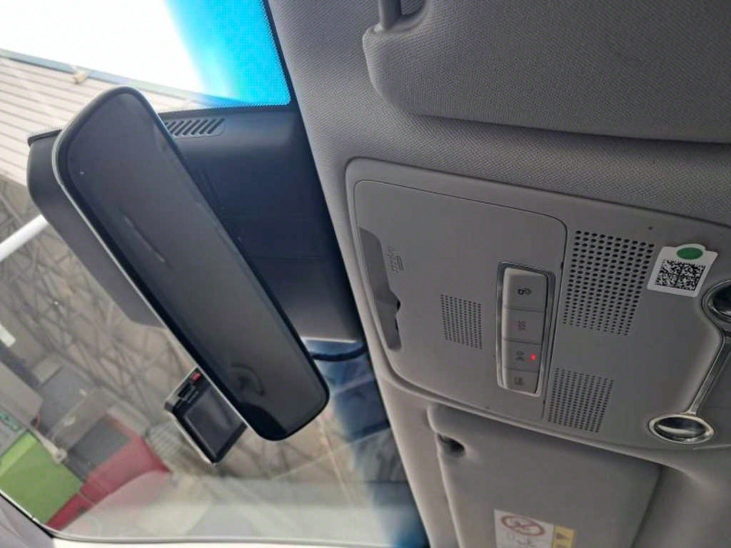 HYUNDAI Grandeur - Vista 11