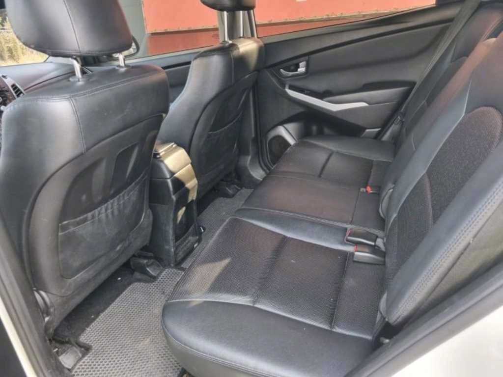 Ssangyong Korando - Vista 12