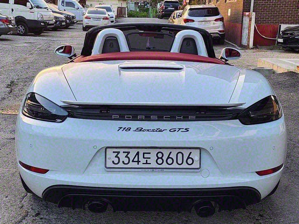 Porsche 718 - Vista 4