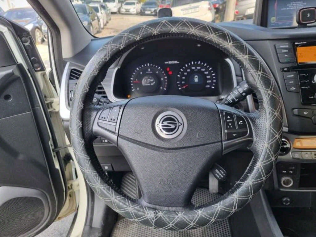 Ssangyong Korando 2015 Blanco - Importación desde Corea - HF Imports Iquique - Foto 14