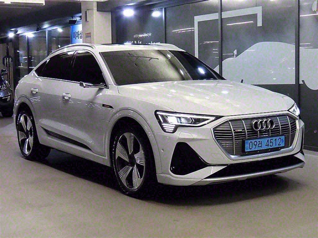 Audi e-Tron