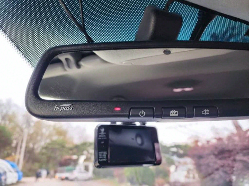 Ssangyong Tivoli - Vista 9