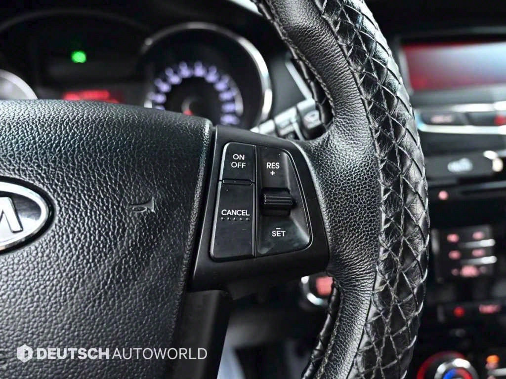 KIA K7 2011 Negro - Importación desde Corea - HF Imports Iquique - Foto 17