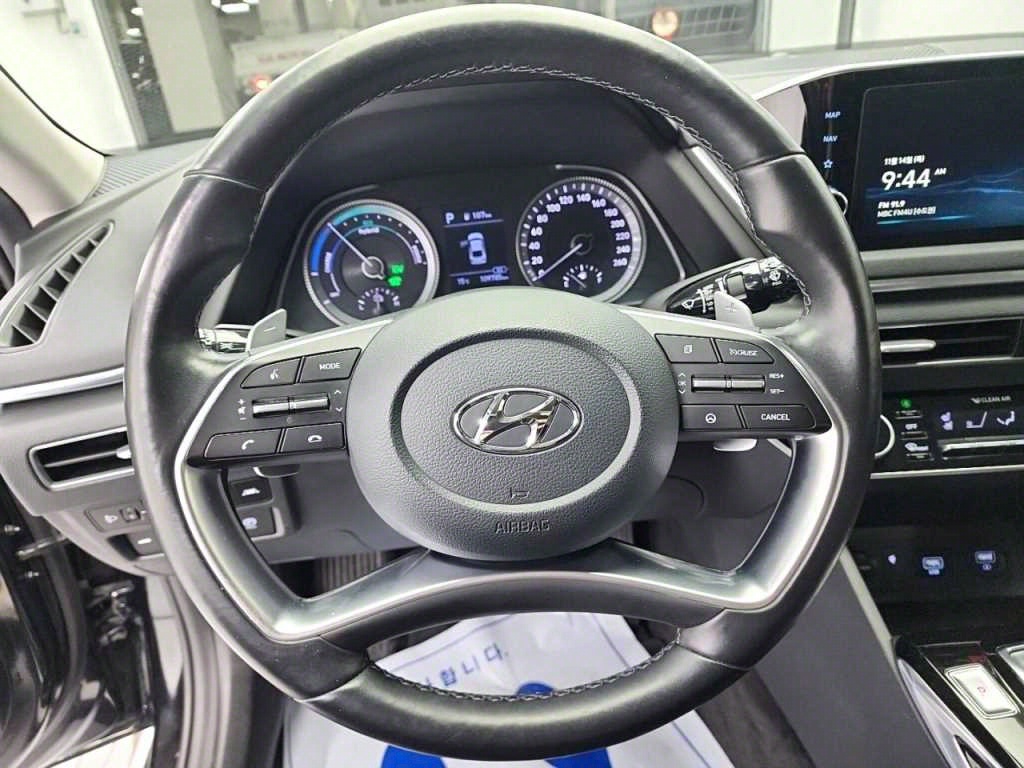 HYUNDAI Sonata - Vista 9