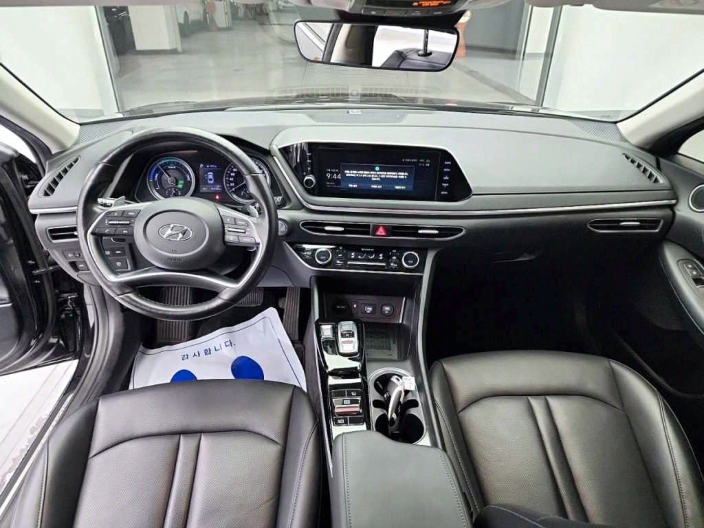 HYUNDAI Sonata - Vista 7