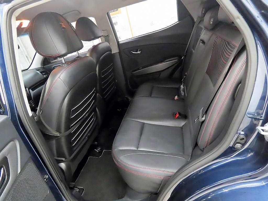 Ssangyong Tivoli - Vista 6