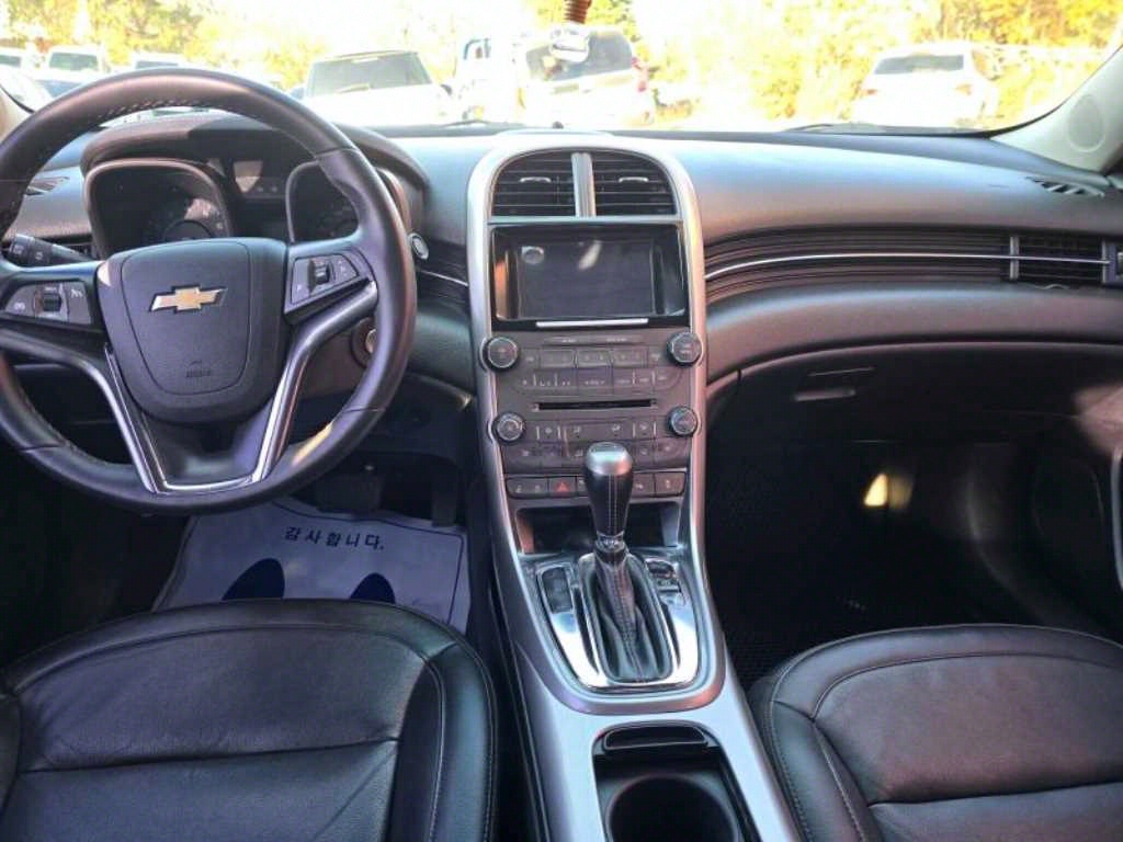 Chevrolet Malibu - Vista 9