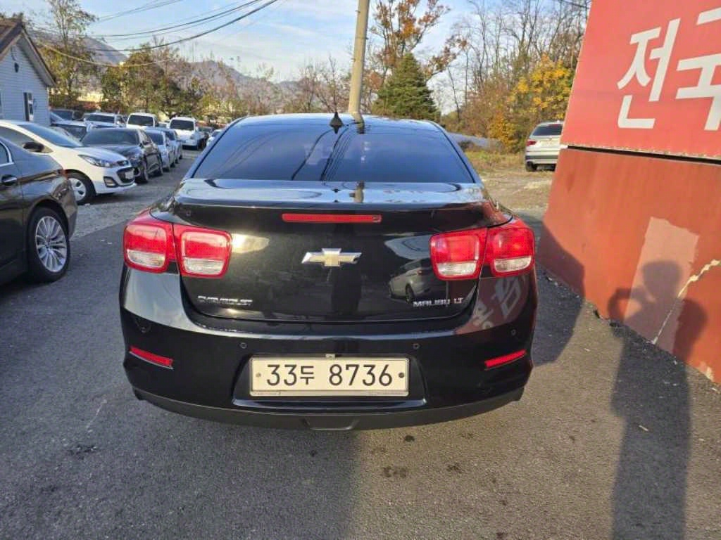 Chevrolet Malibu - Vista 6