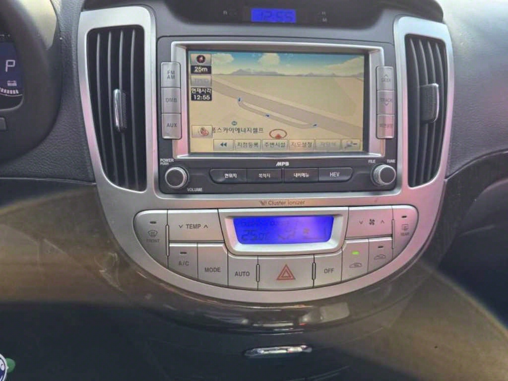 HYUNDAI Avante - Vista 12