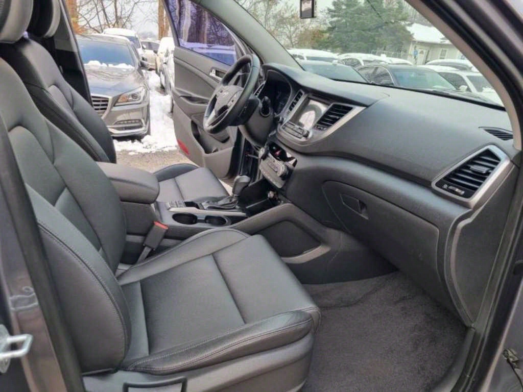 HYUNDAI Tucson - Vista 11