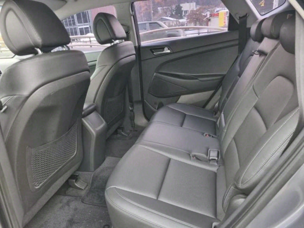 HYUNDAI Tucson - Vista 12