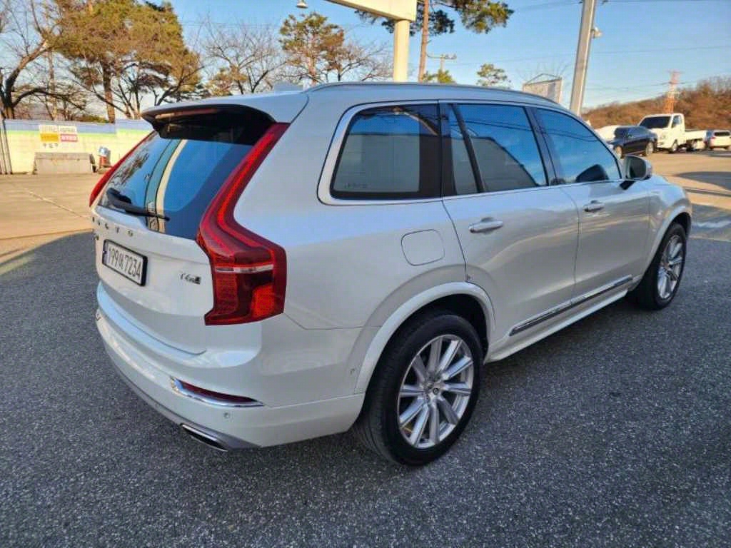 Volvo XC90 - Vista 4