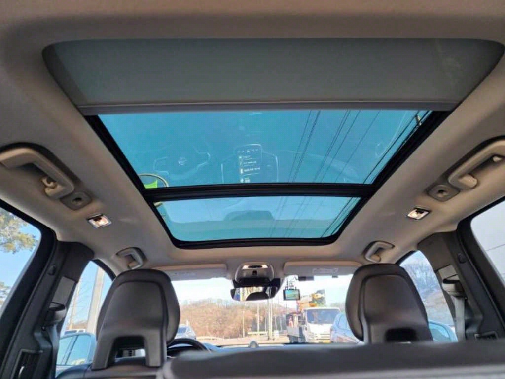 Volvo XC90 - Vista 9