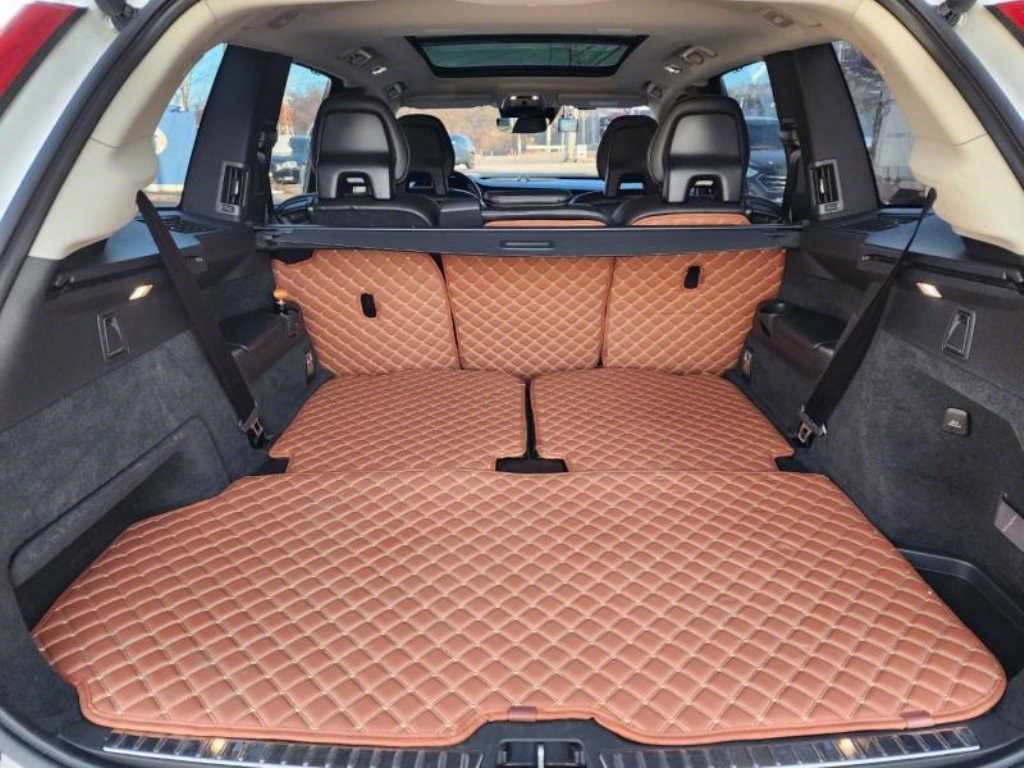 Volvo XC90 - Vista 10