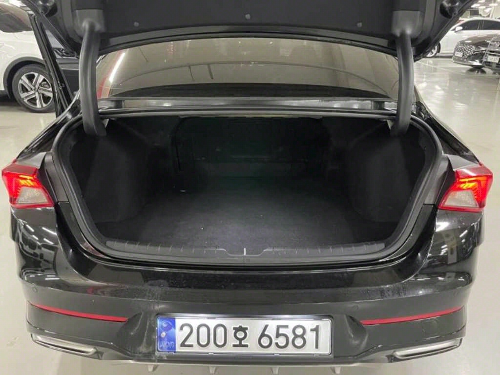 KIA K5 2023 Negro - Importación desde Corea - HF Imports Iquique - Foto 19