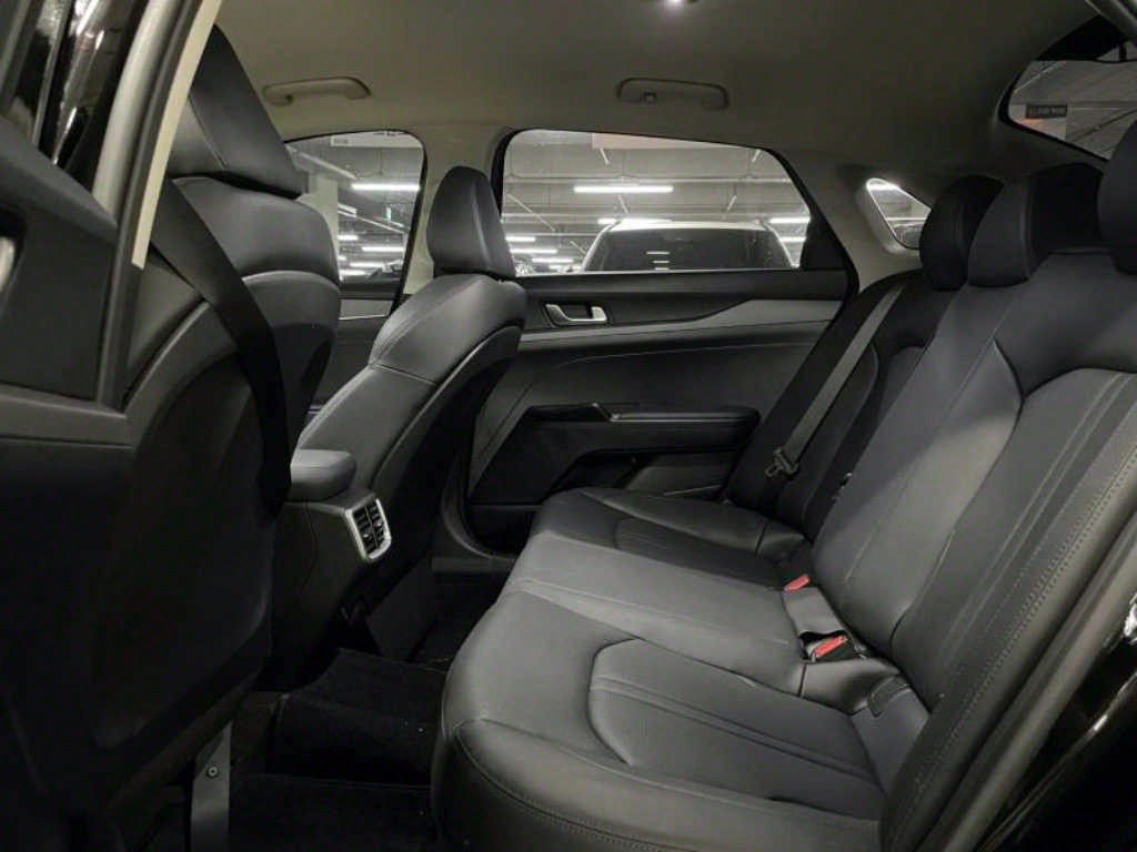 KIA K5 2023 Negro - Importación desde Corea - HF Imports Iquique - Foto 16