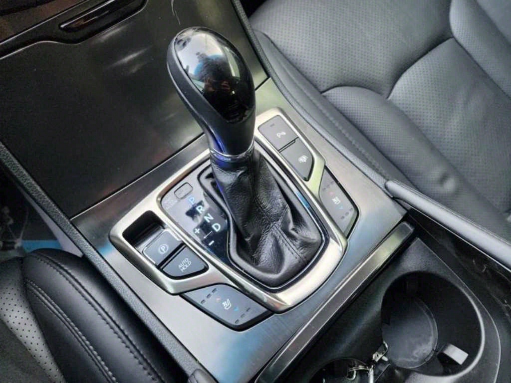 HYUNDAI Grandeur - Vista 11