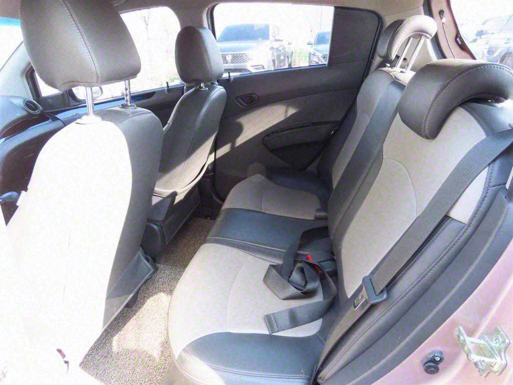 Chevrolet Spark - Vista 7