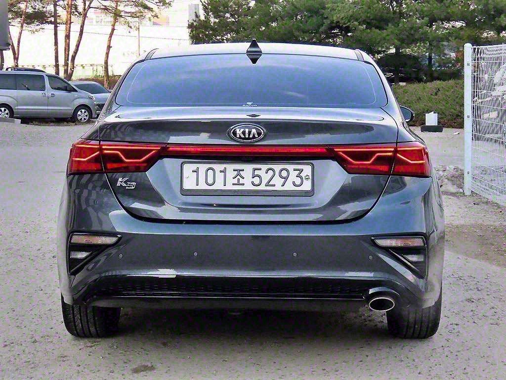 KIA K3 - Vista 4