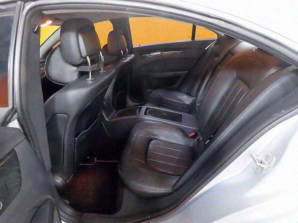 Mercedes Benz CLS Class 2014 Plateado - Importación desde Corea - HF Imports Iquique - Foto 14