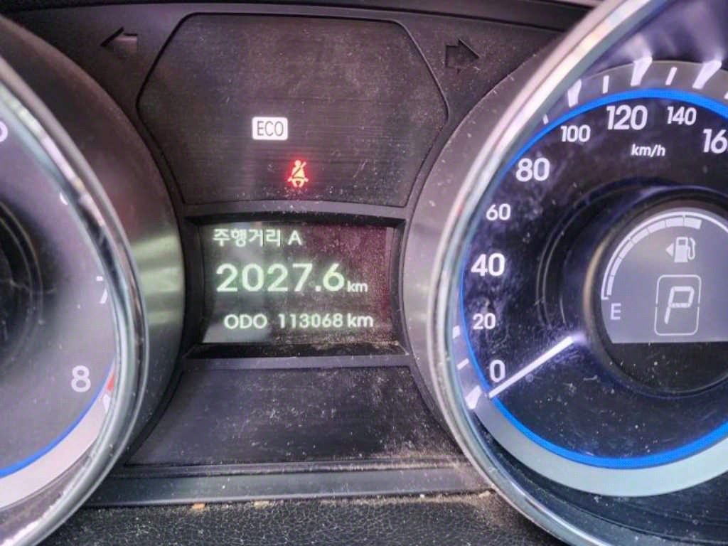 HYUNDAI Sonata - Vista 8