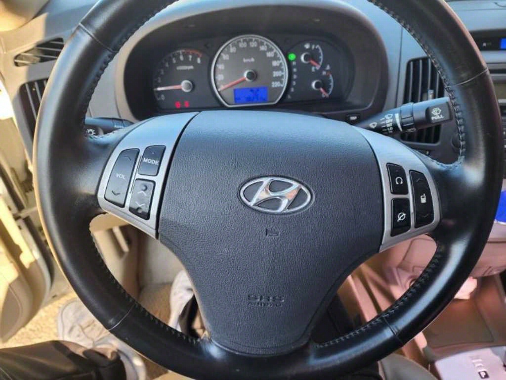 HYUNDAI Avante 2007 Blanco - Importación desde Corea - HF Imports Iquique - Foto 13