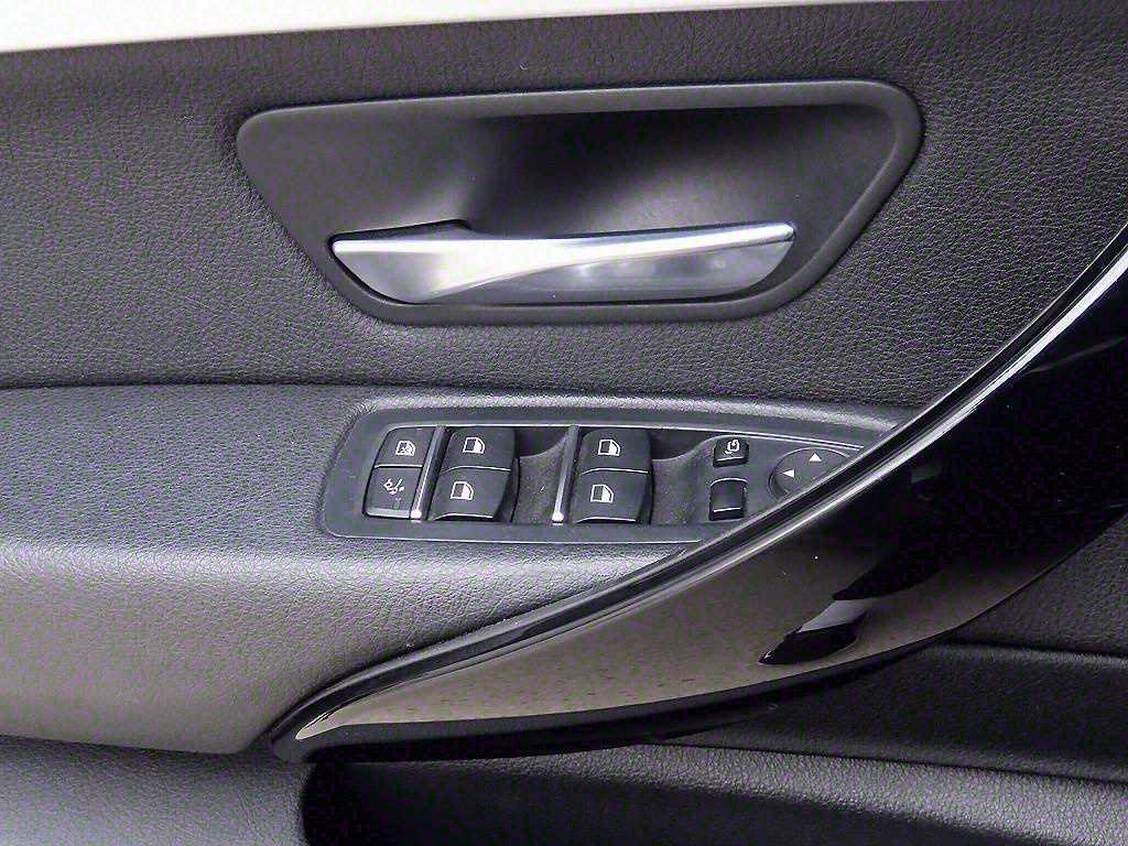 BMW Gran Turismo - Vista 12