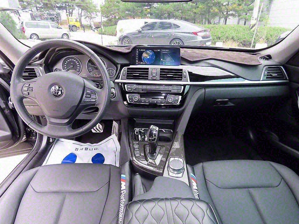 BMW Gran Turismo - Vista 7