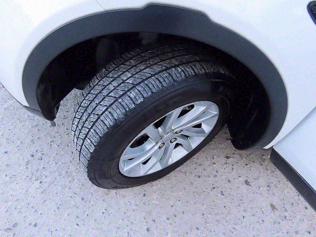 Land Rover Discovery Sports 2018 Blanco - Importación desde Corea - HF Imports Iquique - Foto 20