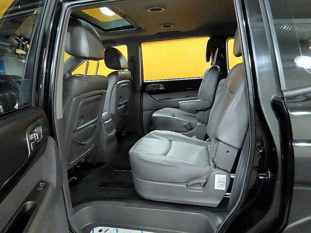 Ssangyong Korando - Vista 12