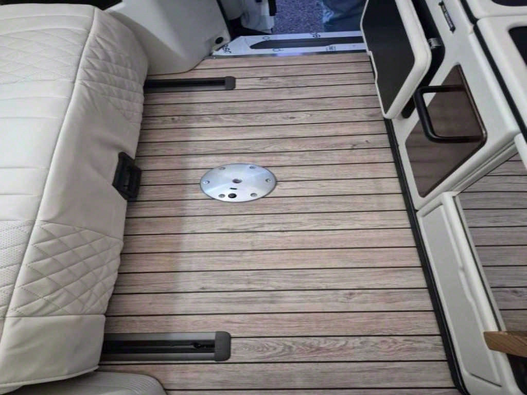 KIA Carnival - Vista 9