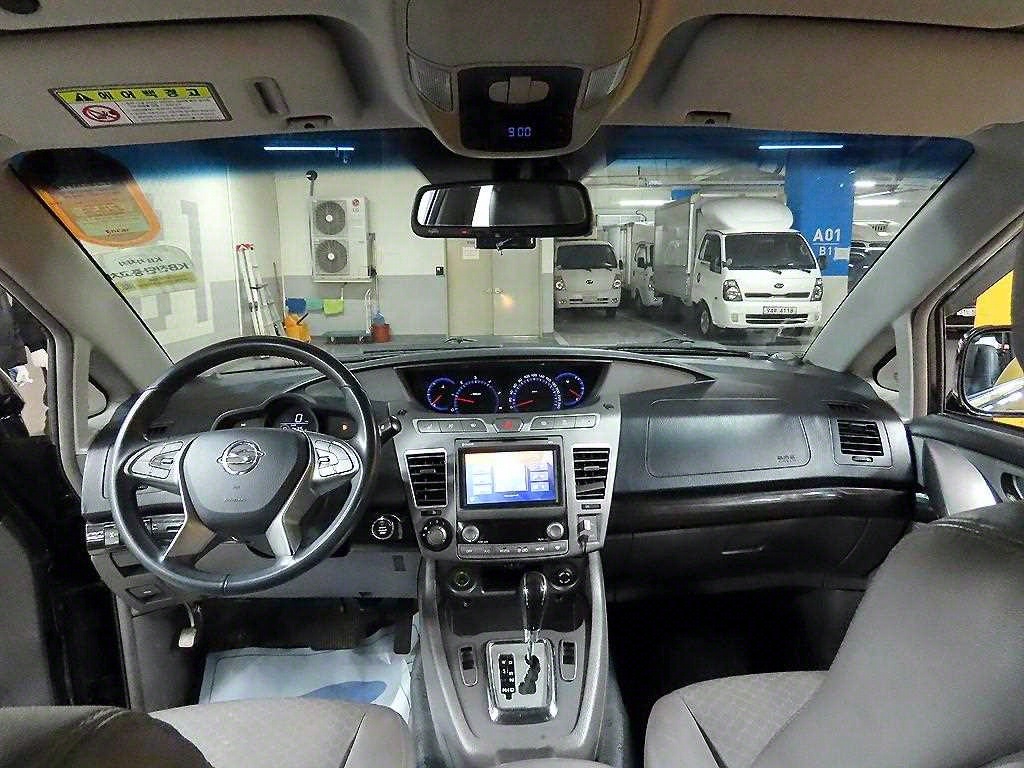 Ssangyong Korando - Vista 7