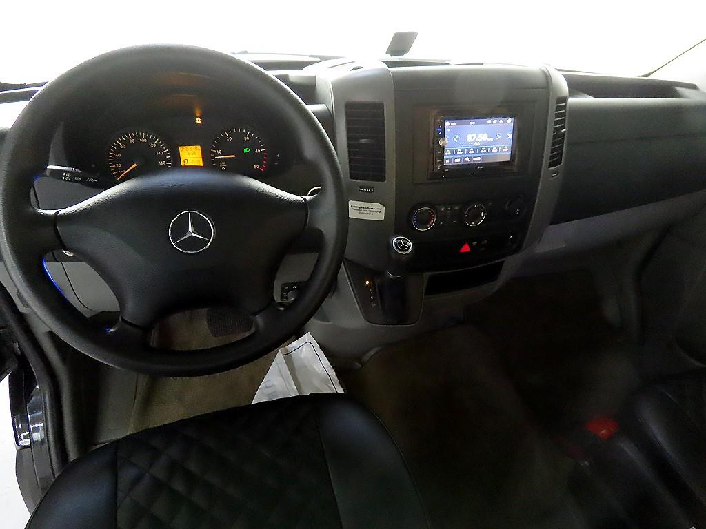 Mercedes Benz Sprinter - Vista 7