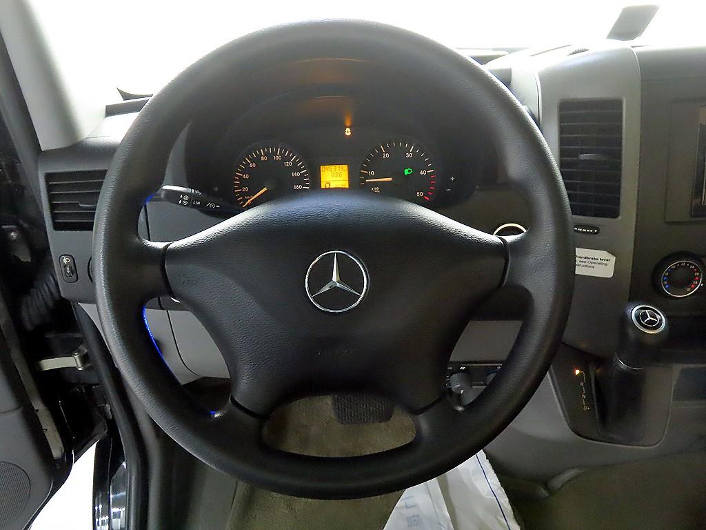 Mercedes Benz Sprinter - Vista 8