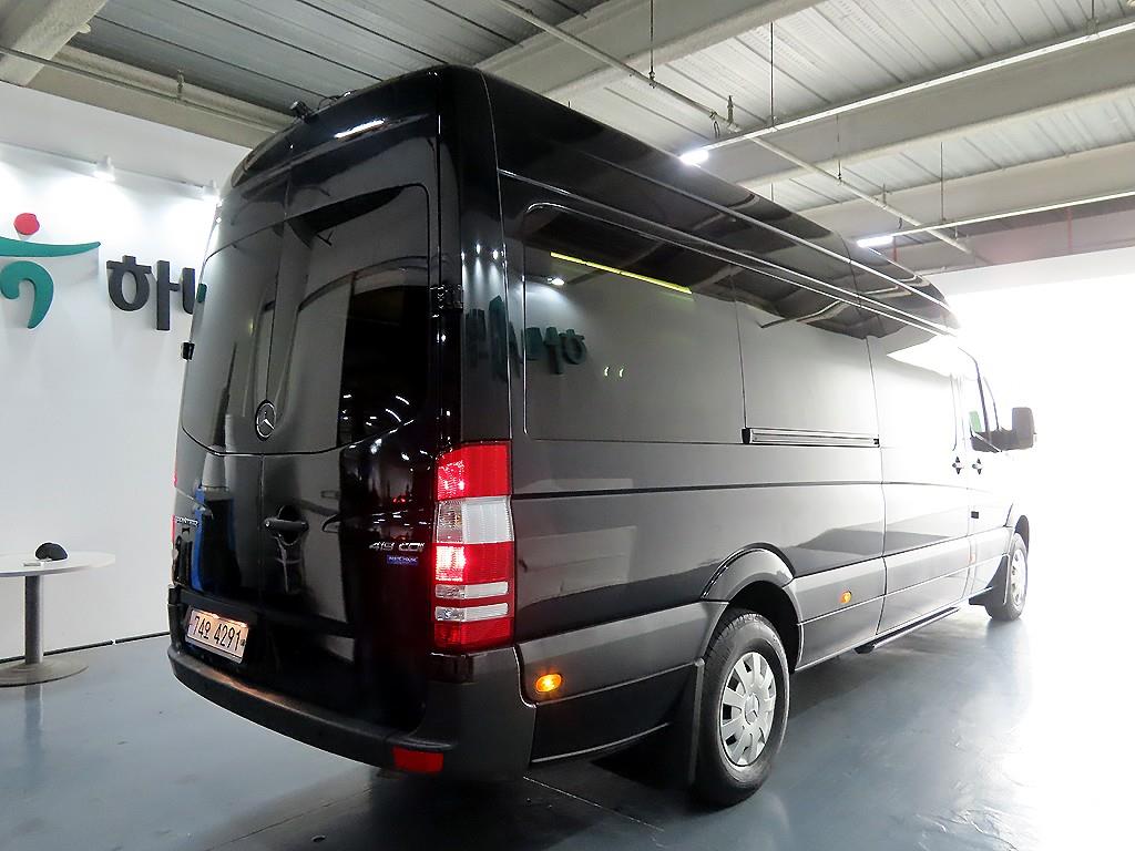 Mercedes Benz Sprinter - Vista 4