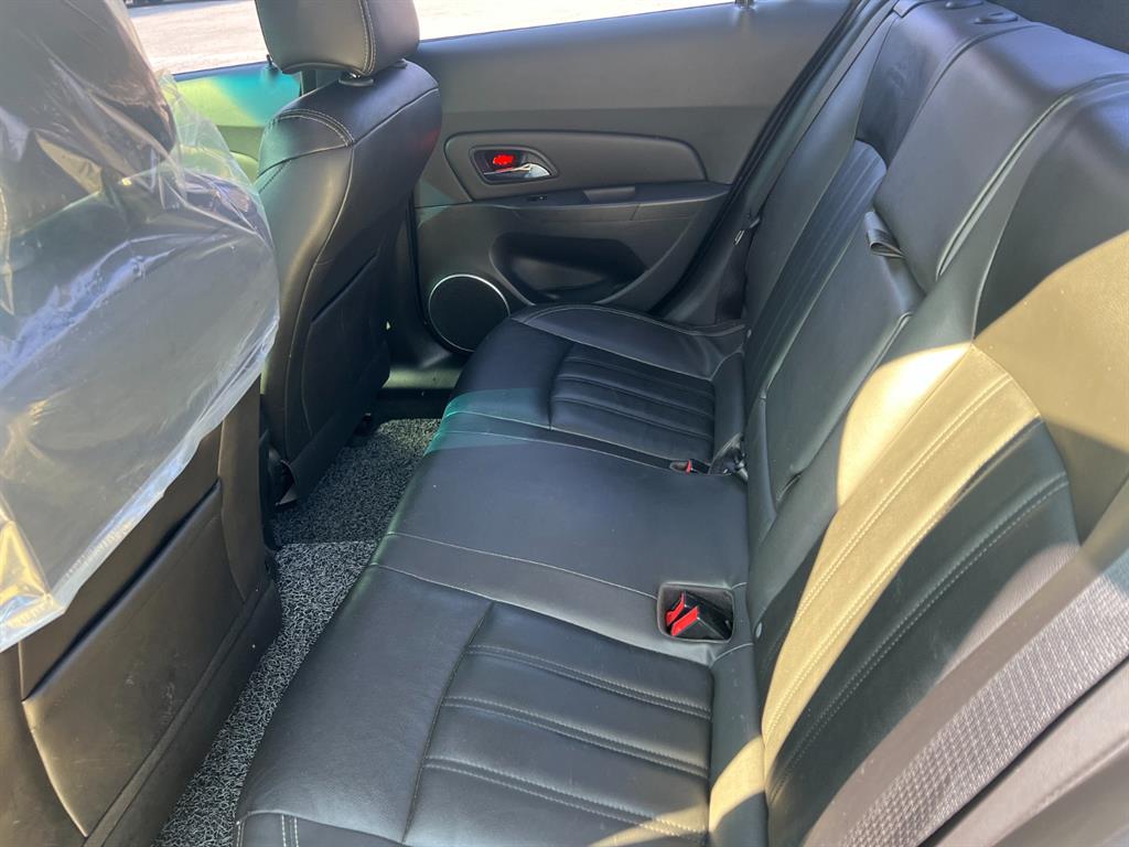 Chevrolet Cruise - Vista 9