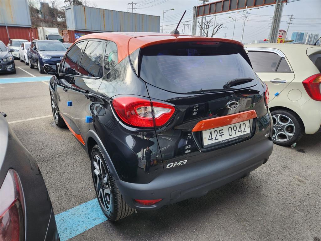 SAMSUNG QM3 - Vista 5