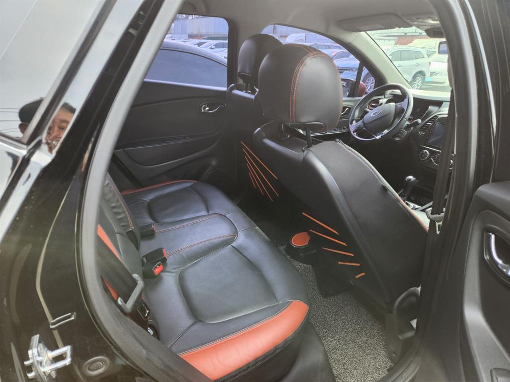 SAMSUNG QM3 - Vista 9