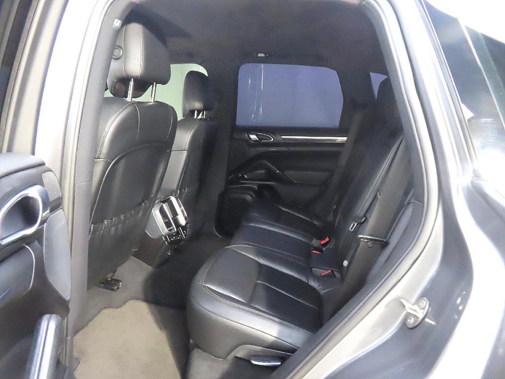 Porsche Cayenne - Vista 9
