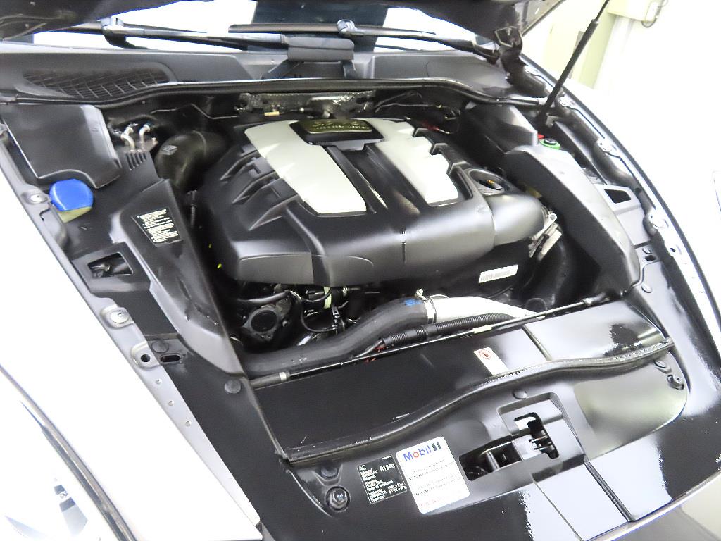 Porsche Cayenne - Vista 6