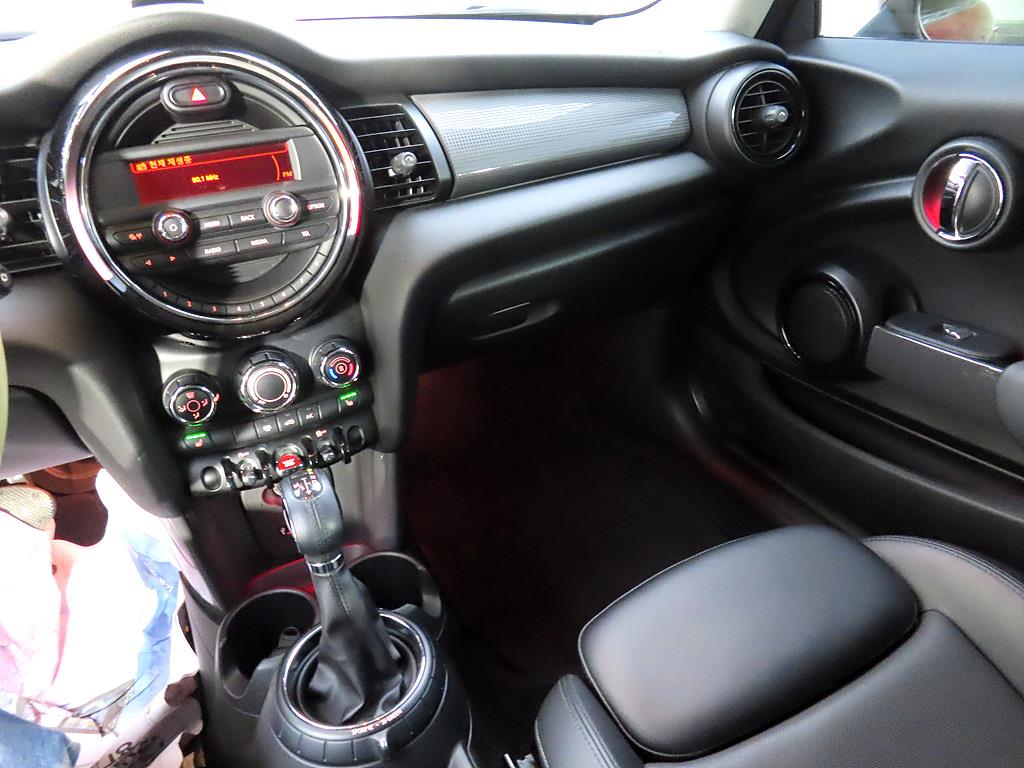 Mini Cooper - Vista 10