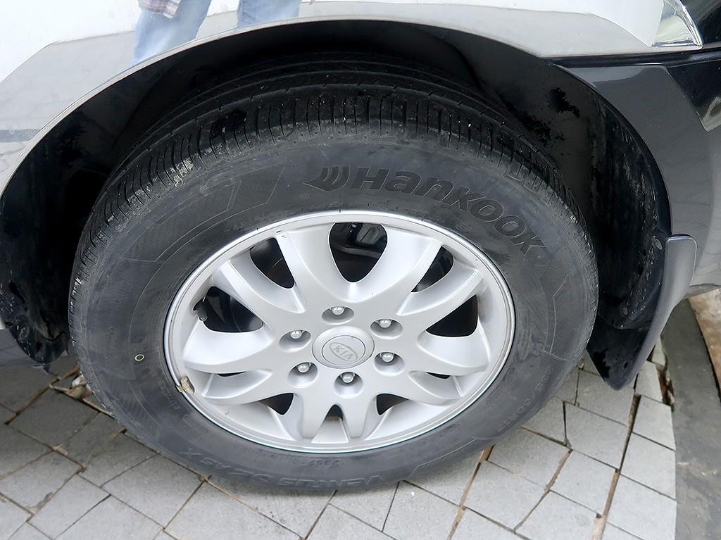 KIA Carnival 2009 Negro - Importación desde Corea - HF Imports Iquique - Foto 8