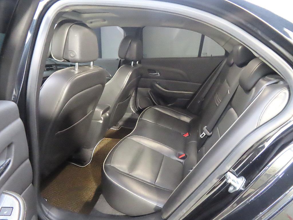 Chevrolet Malibu - Vista 9